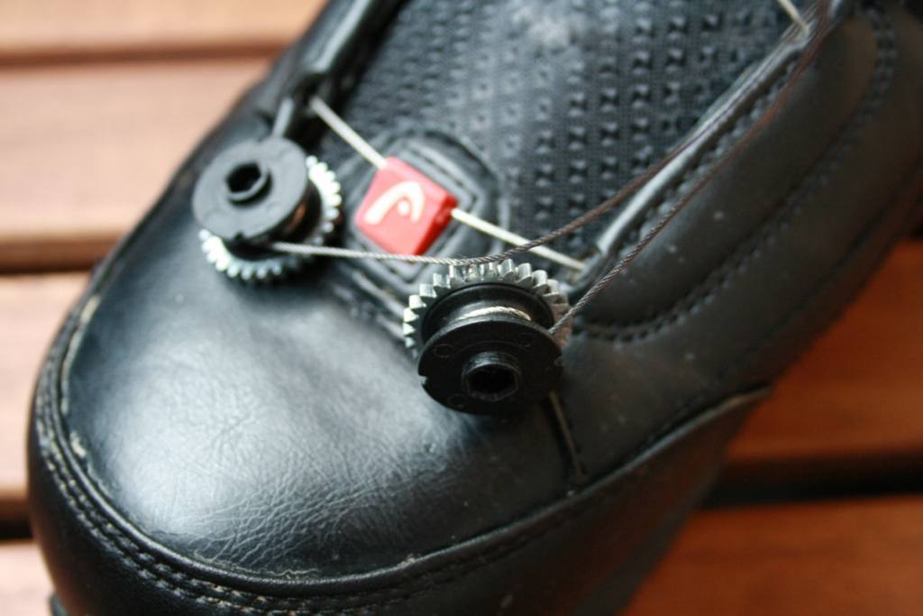 naprawa butów z BOA - zaplatanie linki na nowej szpuli